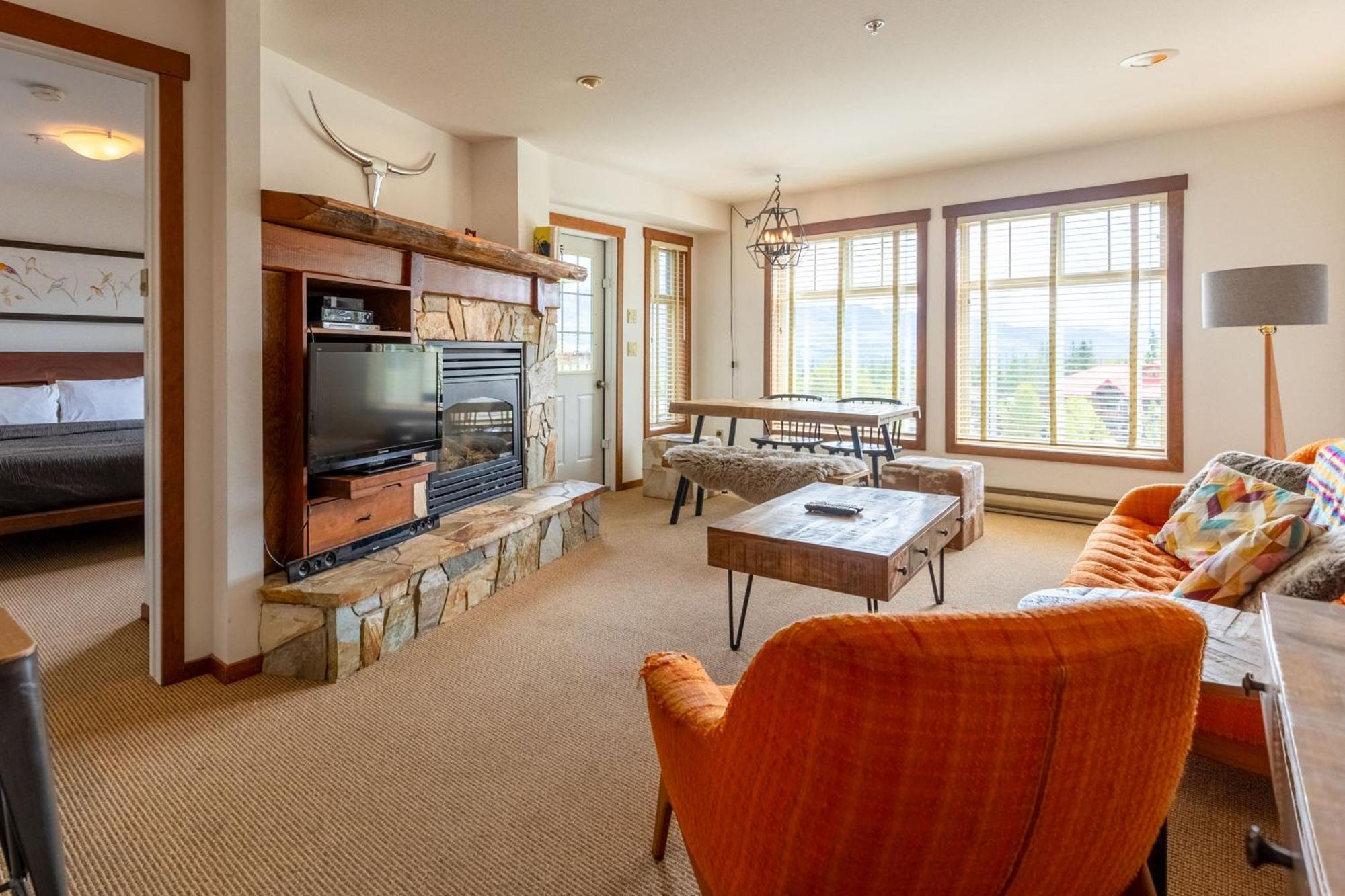 Snow Creek Lodge By Fernie Central Reservations 외부 사진